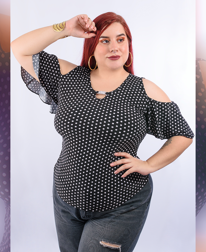 Blusa Talla Grande Desfile de Reinas